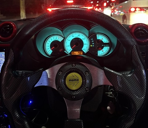 夜にライトを点灯して確認する