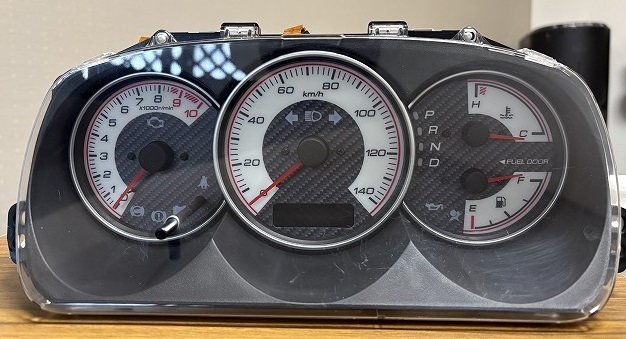 透明なカバーも元に戻す