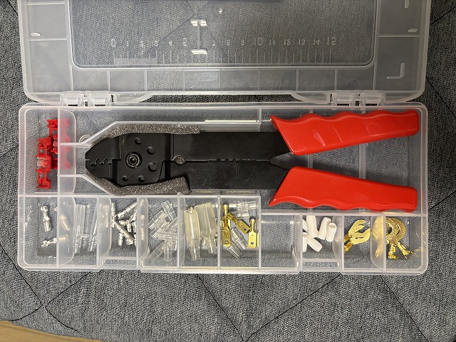 エーモンのこの工具を使いました