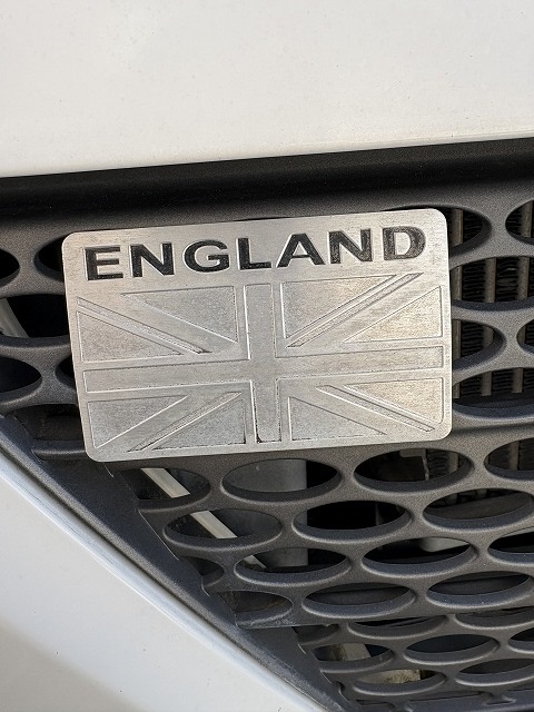 最初はこんな無地でした