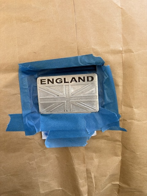 エンブレム以外をマスキング